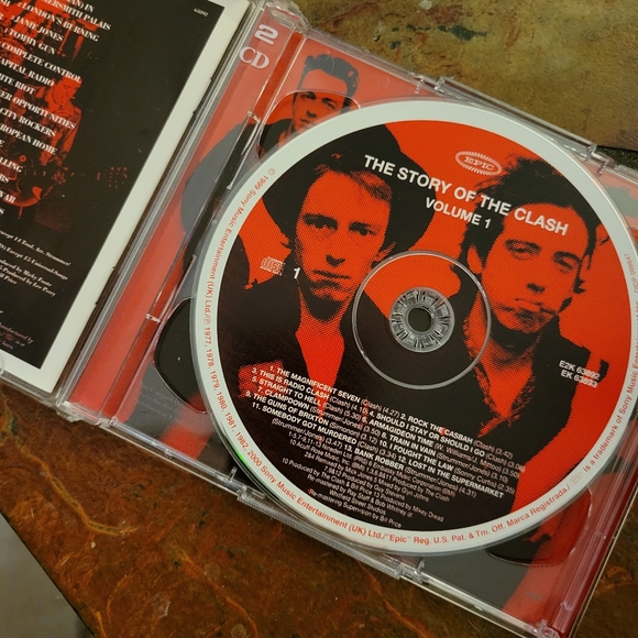 Story of THE CLASH Volume 1, 2 CD Set, Digitally Remastered, 1977-1999 - Picture 3 of 5